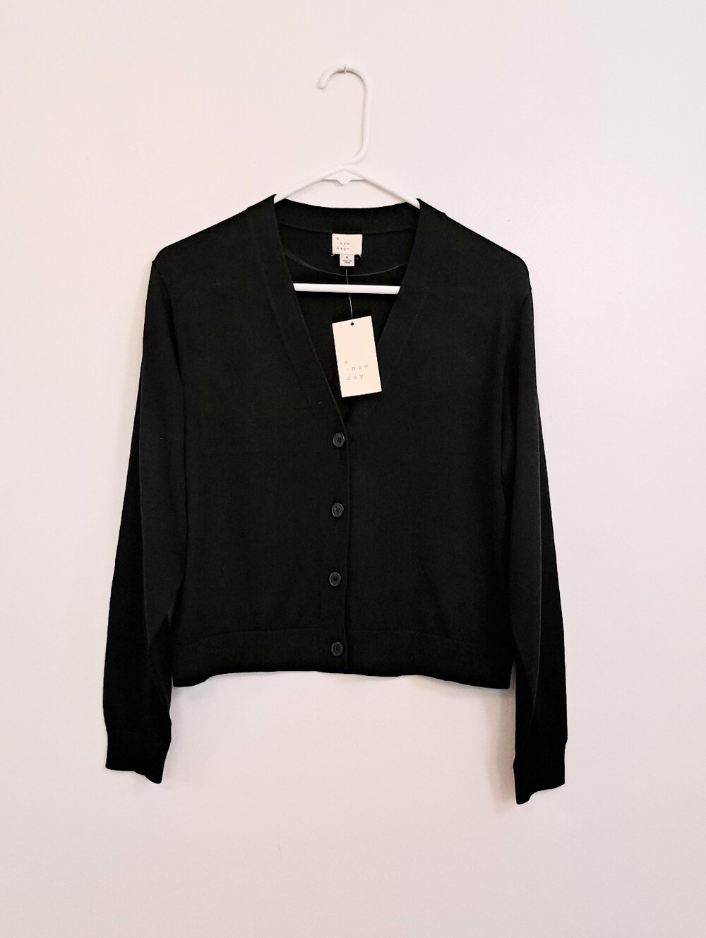 A New Day Black Cropped V-Neck Button-Up Cardigan S